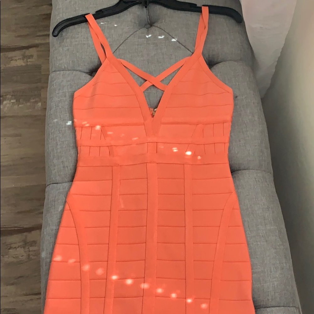 Bebe dress